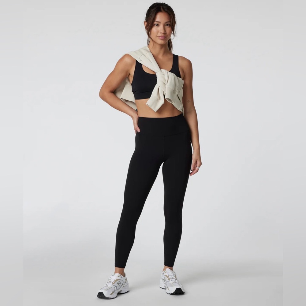 All the feels Black Medium leggings